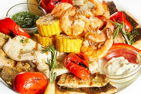 Микс из морепродуктов для компании