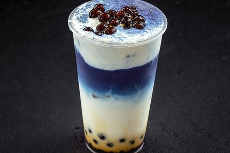 Голубая матча