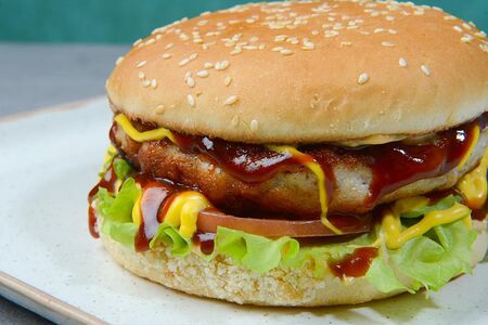 Бургер куриный 