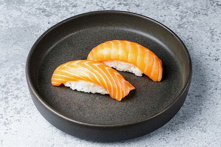 Суши Лосось