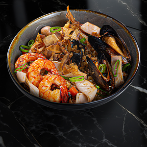 Жареный рис с морепродуктами