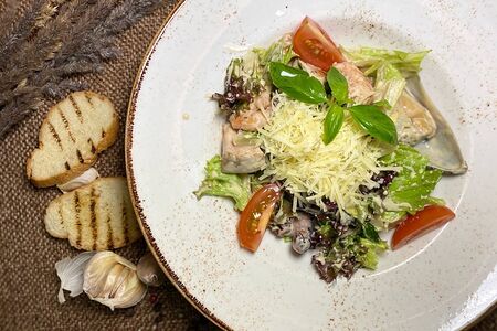 Салат Дары моря