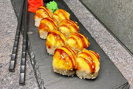 Запеченый с креветками в кунжуте 