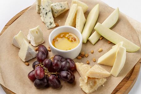 Сырная тарелка