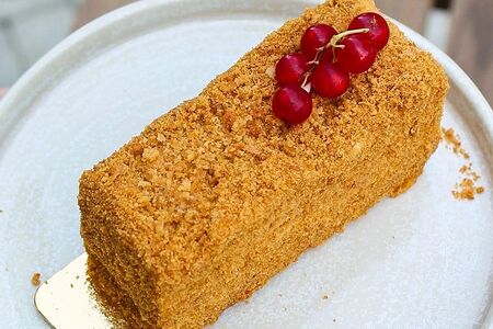 Карамельный медовик