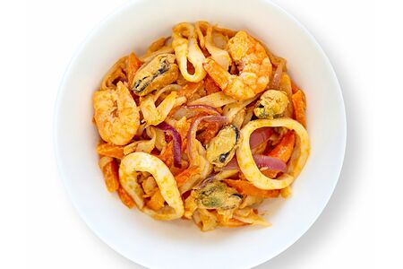 Удон в соусе Том ям