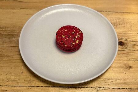 Макарон Дикая вишня