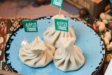 Хинкали с говядиной и свининой