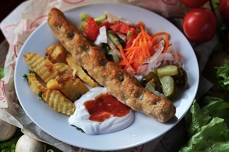 Люля-кебаб из курицы с картошкой