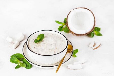 Каша овсяная на кокосовом молоке