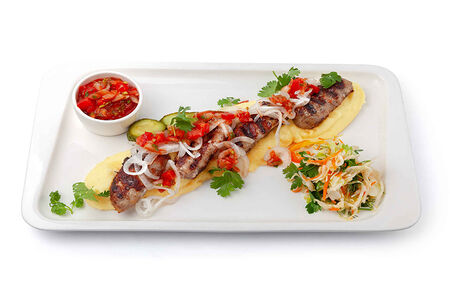 Кебаб мясной с овощами