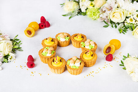 Корзиночка. Веселые цыплята пирожные