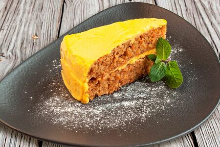 Морковный торт