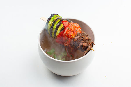 Острый суп с говядиной 