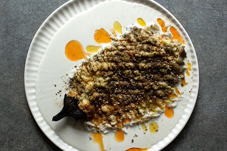 Запеченный баклажан с тахиной