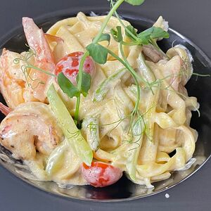 Паста с тигровыми креветками