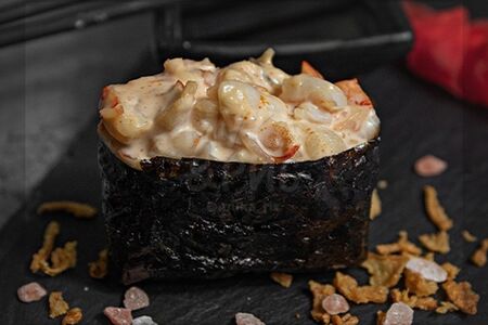 Острый гункан с креветкой