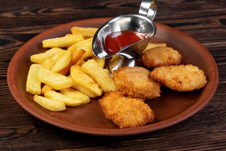 Наггетсы с картофелем фри