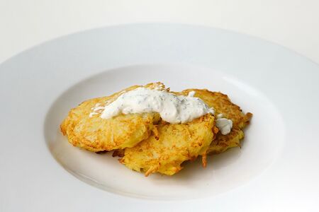 Драники со сметаной