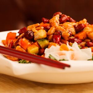 Куриное филе с арахисом