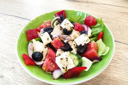 Салат греческий