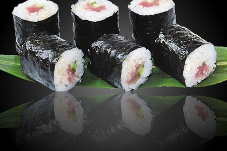 Острый ролл с тунцом