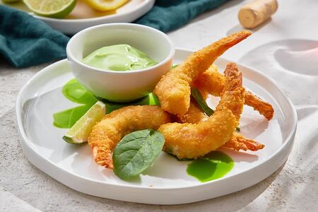 Креветки в темпуре со сладким васаби
