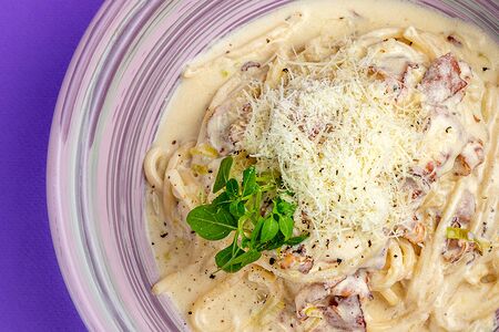 Паста Карбонара Мать беконов