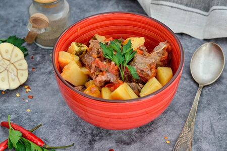 Буглама с бараниной и овощами