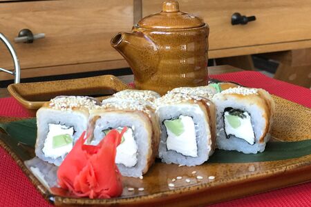 Ролл Нежный с угрем