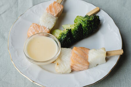 Шашлычки рыбные с брокколи