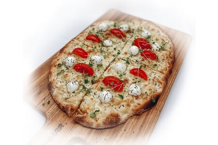 Пицца Хрустящая на белом соусе