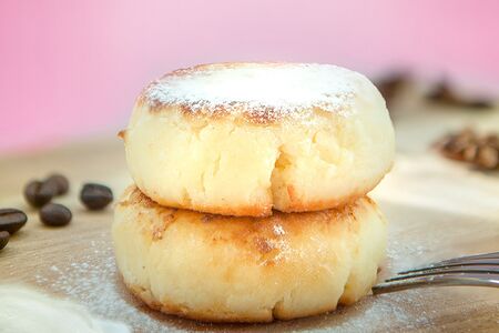 Сырники со сметаной