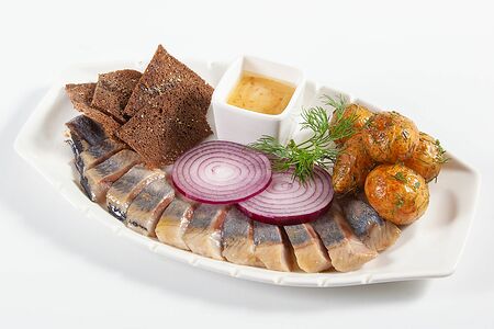 Селедочка с картошкой