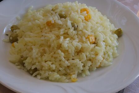 Отварной рис