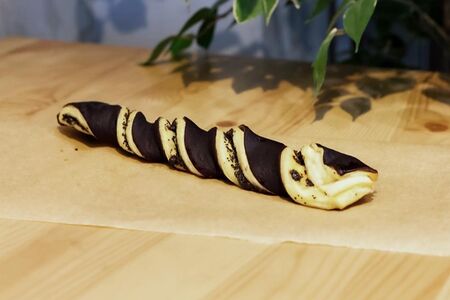 Косичка премиум с маком и шоколадом