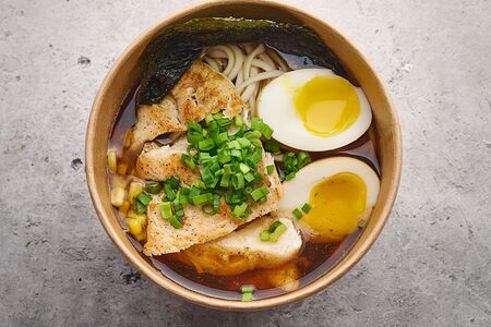 Сёю рамен с курицей