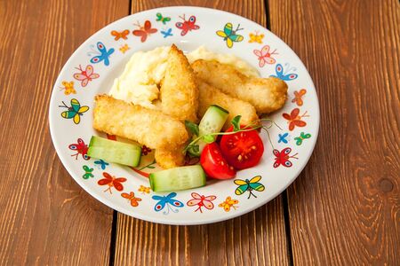 Золотая рыбка и филе трески с картофельным пюре