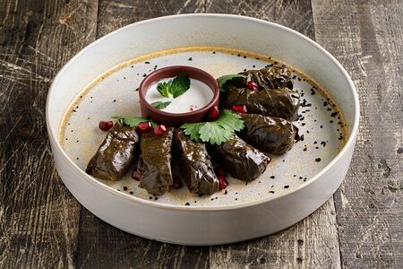 Долма со свининой и говядиной