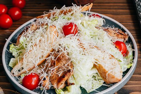 Цезарь с куриной грудкой