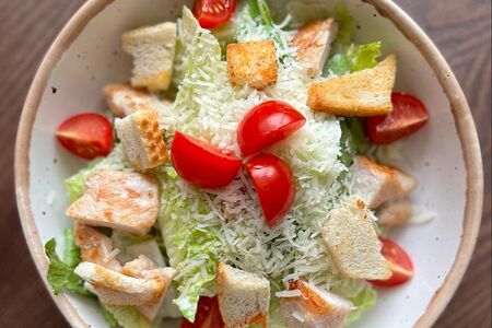 Цезарь с курицей