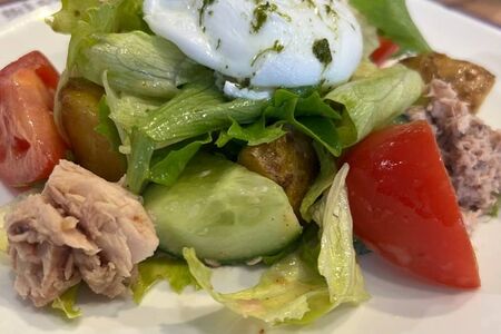 Салат с тунцом