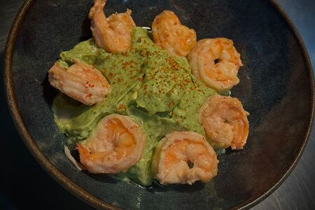 Гуакамоле с креветками