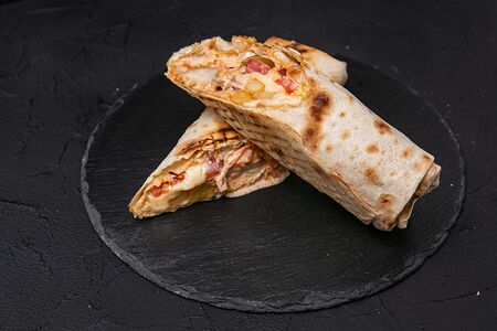 Ролл в лаваше фирменный