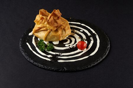 Жульен с грибами и сыром сулугуни