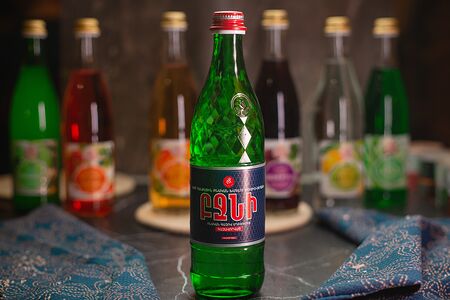 Минеральная вода Бжни