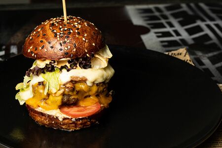 Бургер Пчела