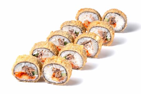 Жареный ролл с лососем терияки