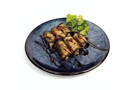 Рулеты из баклажан с сыром