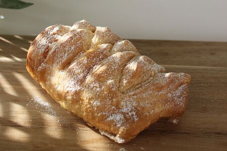 Пирожок с творогом